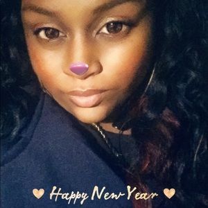 Meet your Posher, Ari